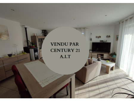 vente maison à saint-pierre-la-cour (53410) : à vendre / 84m² saint-pierre-la-cour