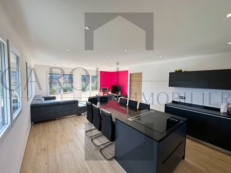 maison 6 pièces 183 m²