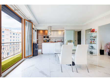 vente appartement 3 pièces 66m2 marseille 12eme (13012) - 235000 € - surface privée