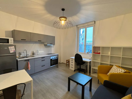 location appartement 2 pièces 28 m² reims (51100)