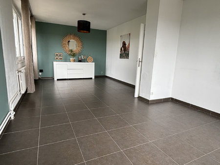 thionville - appartement f5 avec cave et garage individuel