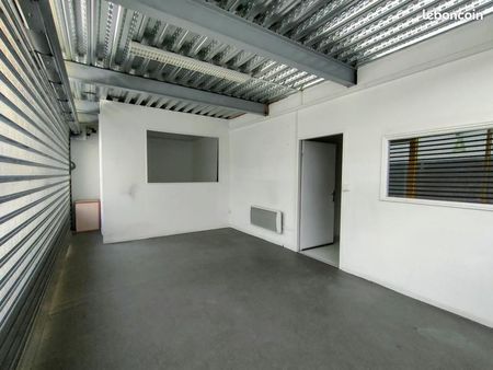 local commercial 320 m²