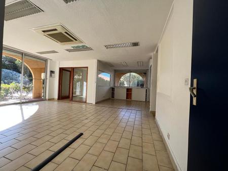 local commercial - 100m² - leucate