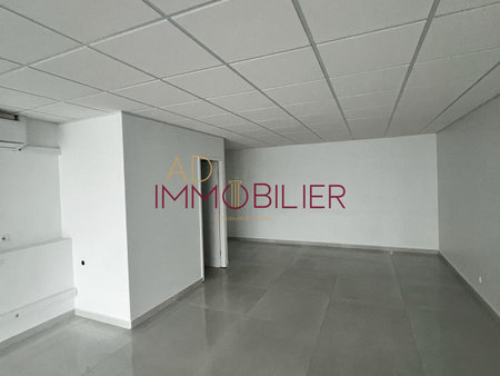 local commercial 65 m2 - zi jarry