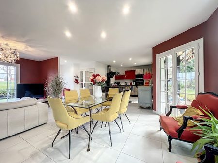 vente villa 6 pièces 140 m²