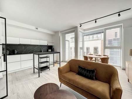 appartement à louer à ixelles € 1.800 (klx2m) | zimmo