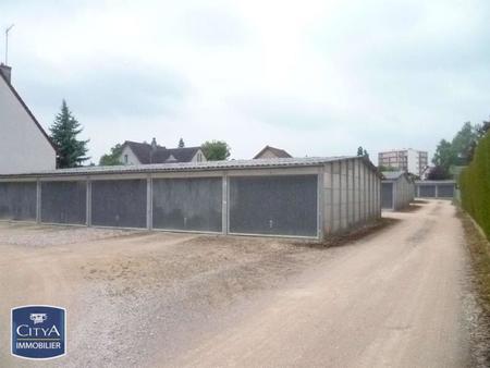 location parking bourges (18000)  50€