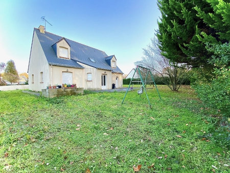 maison familiale proche des commodités sur parcelle construc