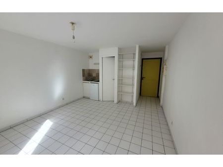 location appartement 1 pièce 21 m² arras (62000)