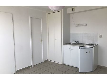 location appartement 2 pièces 24 m² famars (59300)