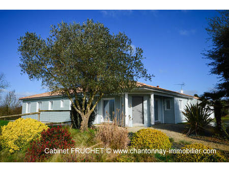 vente maison à chantonnay (85110) : à vendre / 145m² chantonnay