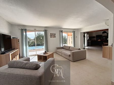 vente villa 5 pièces 130 m²