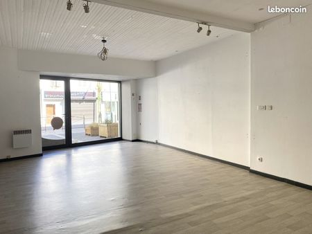 local 50 m² bourg st andeol