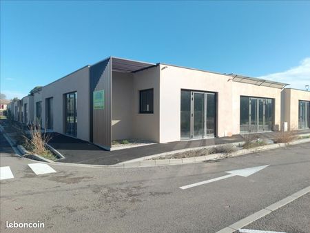 local commercial 98 m²