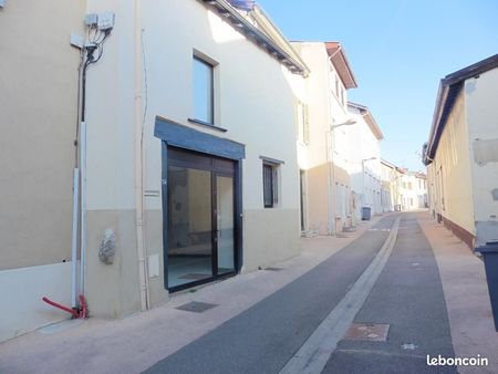local commercial 59 m²