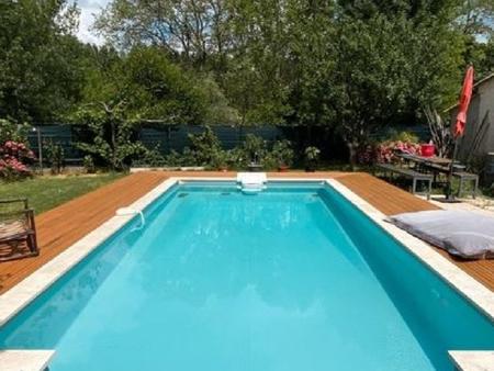 magnifique villa avec piscine entre nature à st-zacharie