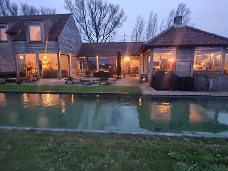 exclusieve landelijk gelegen villa met buiten zwembad - te koop - op een zonnig perceel va