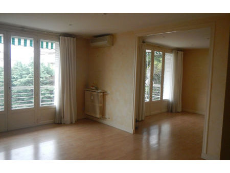 location appartement 4 pièces 87 m² aubenas (07200)