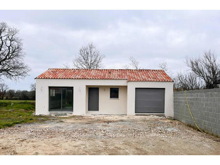 vente maison à saint-julien-des-landes (85150) : à vendre / 88m² saint-julien-des-landes