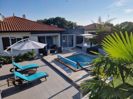 villa ultra moderne avec piscine bassin