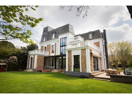 maison de luxe à vendre dans le quartier plateau de cazes