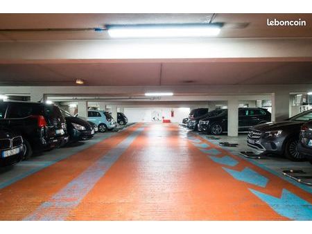 place parking saemes polytechnique – métro cardinal lemoine