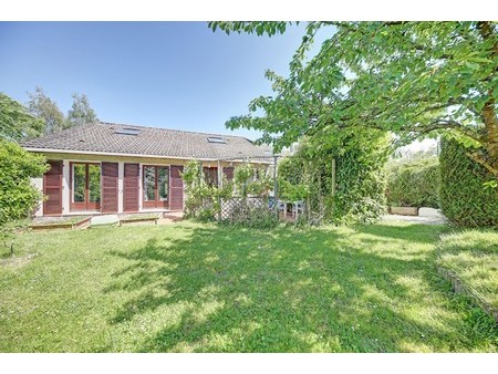 nouveau - saint-germain-en-laye  maison à vendre de 171 m2  jardin paysagé de 300 m2 et ac