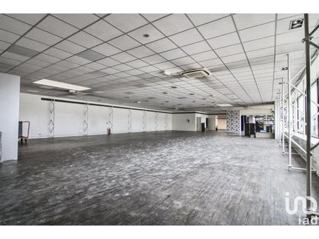 vente murs commerciaux 1 445 m²