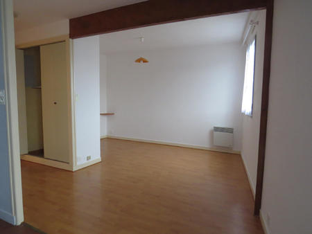 vente appartement t1 à sablé-sur-sarthe centre (72300) : à vendre t1 / 29m² sablé-sur-sart