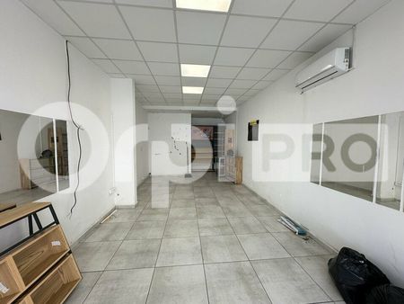 local commercial 31 m²