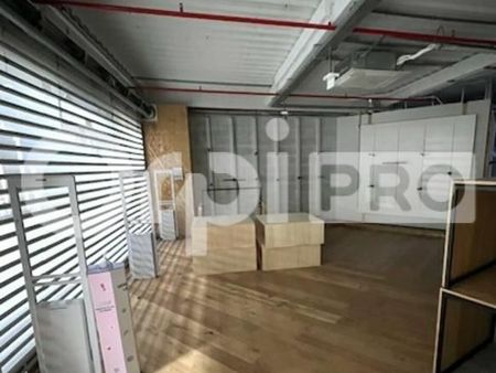 local commercial 367 m²
