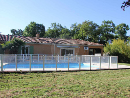 maison plain pied avec piscine et jardin