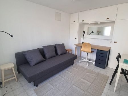 location appartement 1 pièces 14m2 aix-en-provence 13100 - 430 € - surface privée