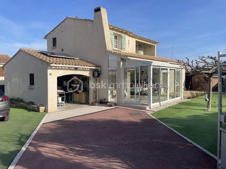 vente villa 6 pièces 135 m²