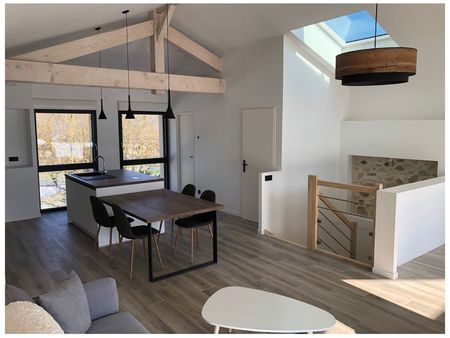 rare tullins - duplex moderne de 110 m2 avec terrasse et jardin - prestations de qualité