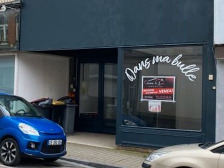 loue magasin/commerce état neuf en plein centre de la ville d’avesnes/helpe