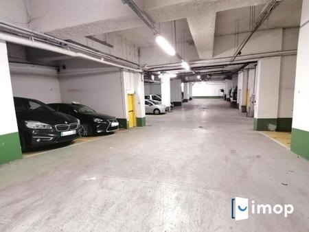 place de parking de 21m² boxable dans l'hyper centre