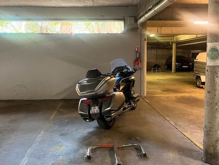 vend parking sous sol