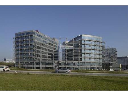 modern offices to let as from 260 m² up to 7.400 m².