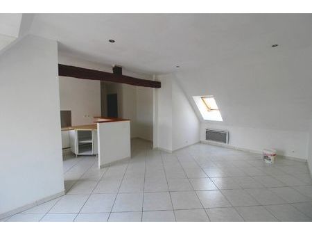 location appartement  50.22 m² t-3 à rozay-en-brie  730 €