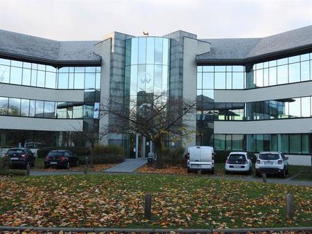 nice divisible office space for rent from 433m² up to 866m²