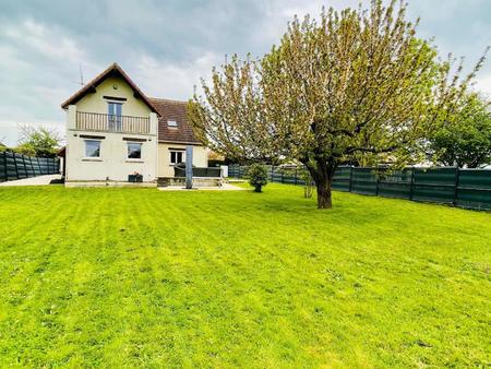 magnifique maison de 160m2 édifiée sur un terrain de 1228m2