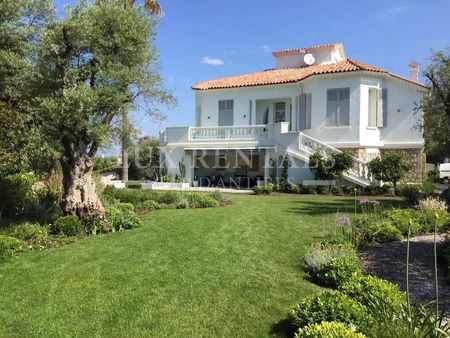 villa de 8 pièces de luxe en location antibes  provence-alpes-côte d'azur