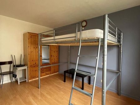 appartement f1 à louer - 1 pièce - 25 m2 - sochaux - 25 - franche-comte