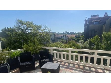 biarritz a l annee - t4 meuble avec terrasse