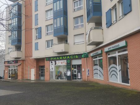 studio face hôpital résidence récente 32m² idéal investisseur (location 650€ minimum)