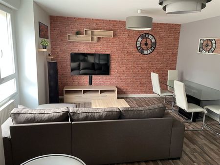 bel appartement f3 meuble de 64.50m² residence standing