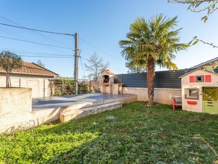 maison saint-pierre-la-palud 83 m² t-3 à vendre  285 000 €