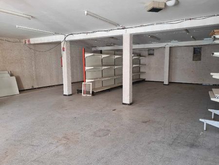 location dépôt pour stockage ou commercial / garde meuble