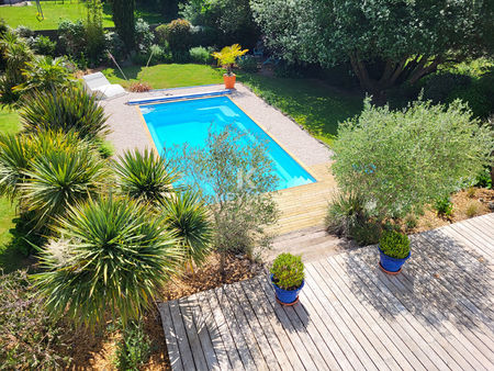 maison de plain pied - 4 chambres - piscine - jardin 1229 m²